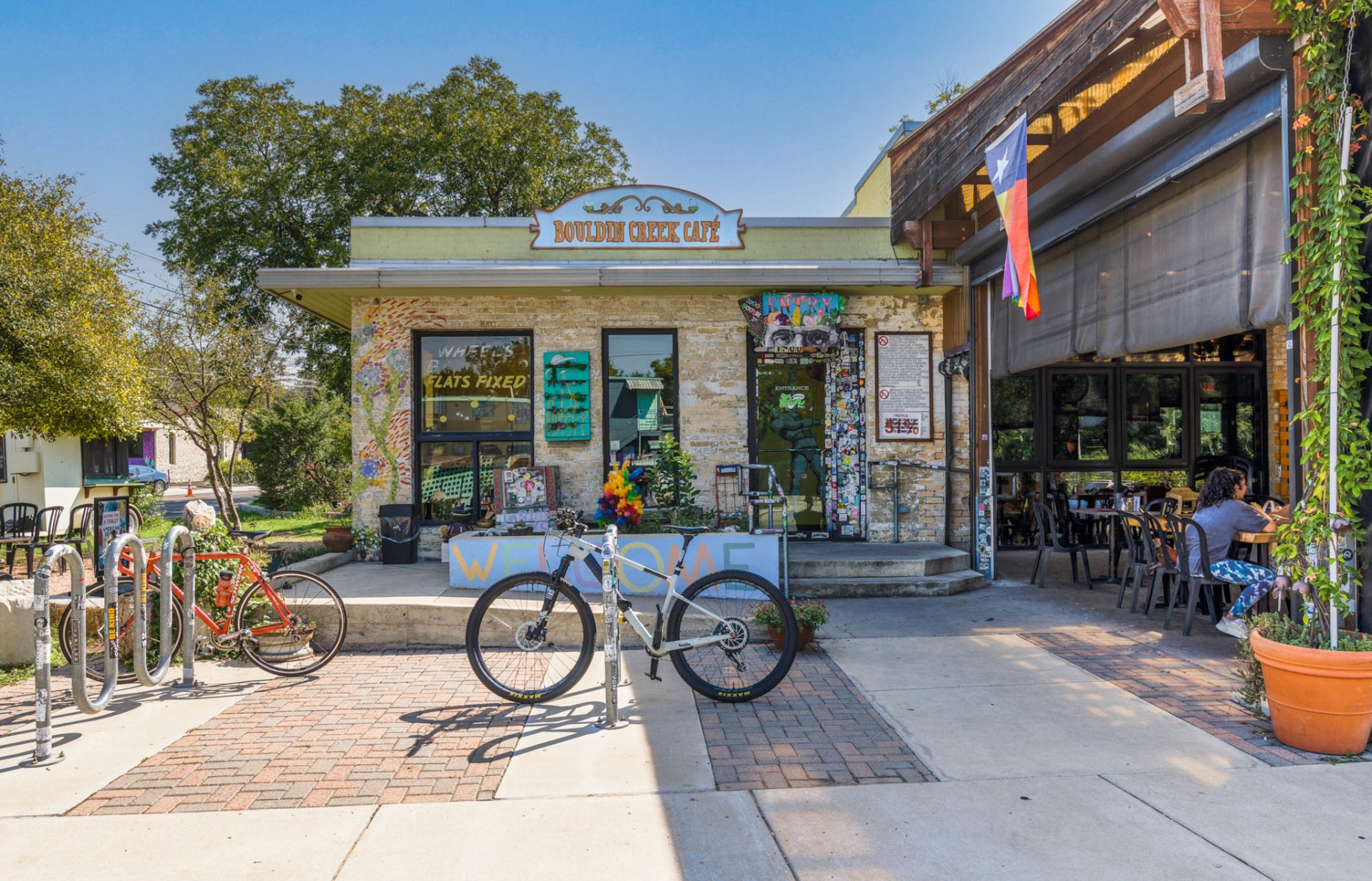 Bouldin Creek Café: The Vibrant Vegetarian Standard
